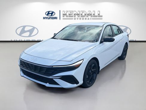 New 2026 Hyundai Elantra Sport FWD image 3