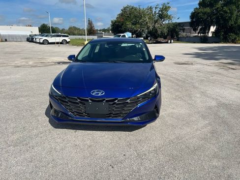 Used 2021 Hyundai Elantra Limited FWD image 8