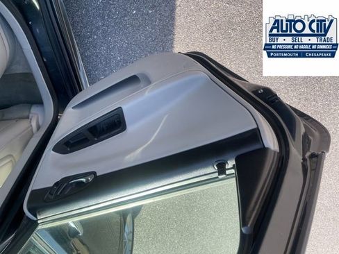 Used 2015 Chevrolet Impala LTZ FWD image 29