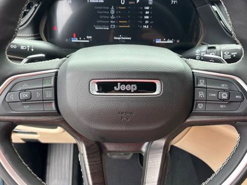New 2026 Jeep Grand Cherokee L Limited AWD/4WD image 18