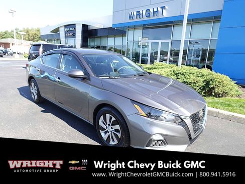 Used 2022 Nissan Altima 2.5 S image 1
