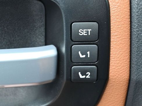 Certified 2021 Toyota Sequoia Platinum image 16