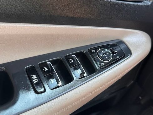 Used 2022 Hyundai Santa Fe SEL AWD/4WD image 17