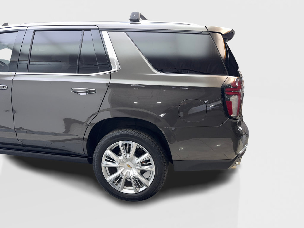 Used 2021 Chevrolet Tahoe High Country w/ Premium Package RWD image 19