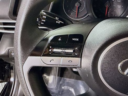 Certified 2022 Hyundai Elantra SEL FWD image 20