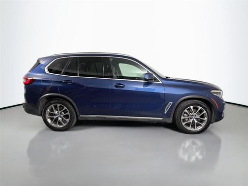 Used 2021 BMW X5 xDrive40i w/ Convenience Package AWD/4WD image 4