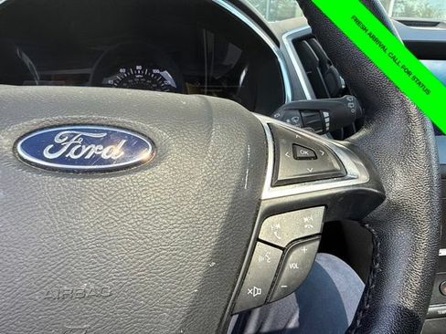 Used 2020 Ford Edge Titanium w/ Equipment Group 301A AWD/4WD image 29