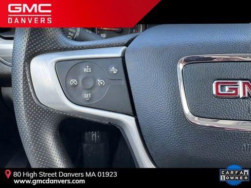Used 2023 GMC Acadia SLE w/ Driver Convenience Package image 13