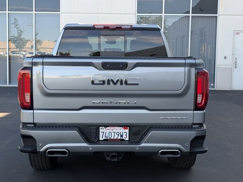 Used 2023 GMC Sierra 1500 Denali Ultimate AWD/4WD image 8