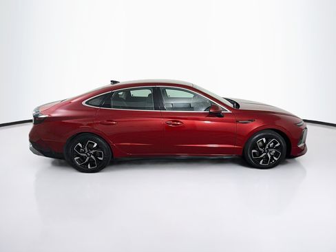 Used 2025 Hyundai Sonata SEL FWD image 10