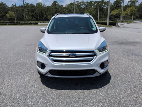 Used 2017 Ford Escape Titanium FWD image 10
