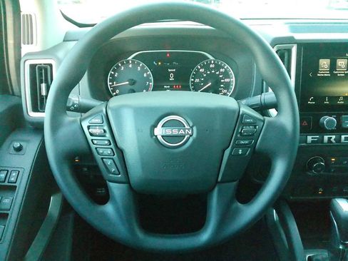 New 2026 Nissan Frontier SV w/ Tow Package image 25