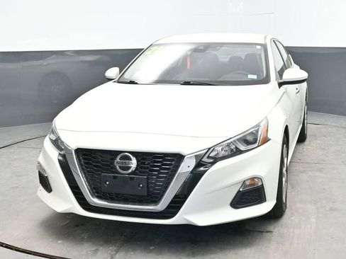 Used 2021 Nissan Altima 2.5 S FWD image 2