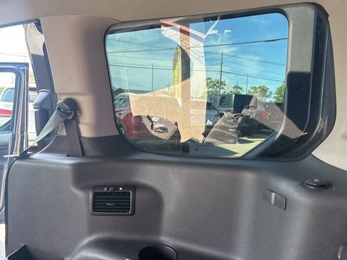 Used 2016 Ford Transit Connect XLT FWD image 13