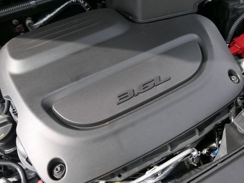 New 2026 Chrysler Pacifica Select image 24