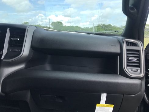 New 2025 RAM 3500 Tradesman AWD/4WD image 15