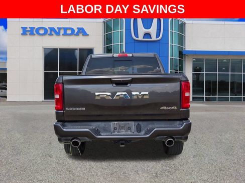 Used 2025 RAM 1500 Laramie w/ Sport Appearance Package AWD/4WD image 4