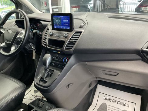 Used 2023 Ford Transit Connect XL FWD image 14