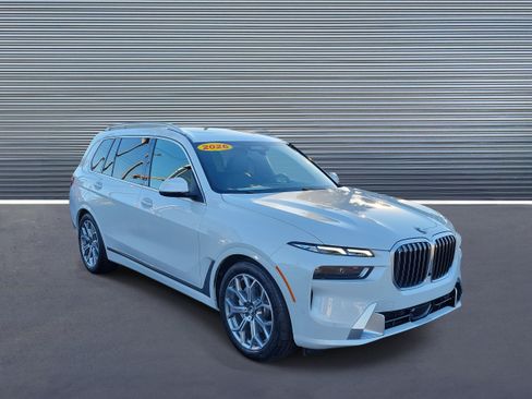 Used 2026 BMW X7 xDrive40i image 2