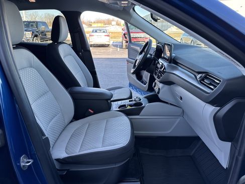 Certified 2023 Ford Escape Active image 30