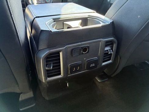 Used 2018 Ford F150 XLT w/ Equipment Group 302A Luxury image 17