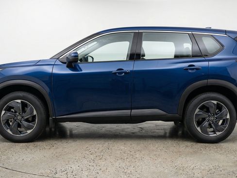 Used 2025 Nissan Rogue SV FWD image 5