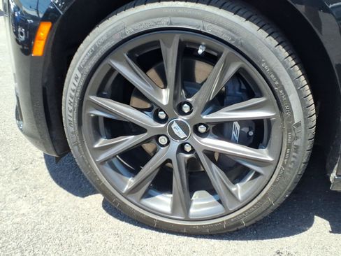 Used 2025 Cadillac CT5 V AWD/4WD image 9