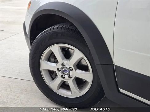 Used 2013 Volvo XC70 3.2 Premier Plus image 32