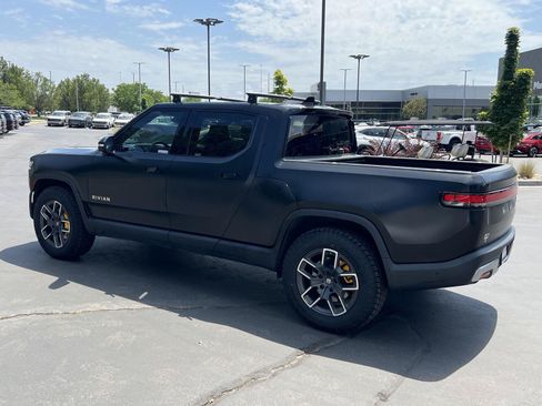 Used 2022 Rivian R1T Adventure AWD/4WD image 11