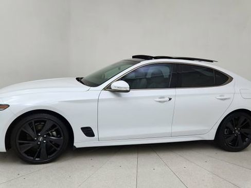 Used 2023 Genesis G70 2.0T w/ Sport Prestige Package image 3