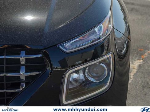 New 2026 Hyundai Venue SEL FWD image 8