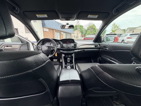Used 2017 Honda Accord Sport image 54