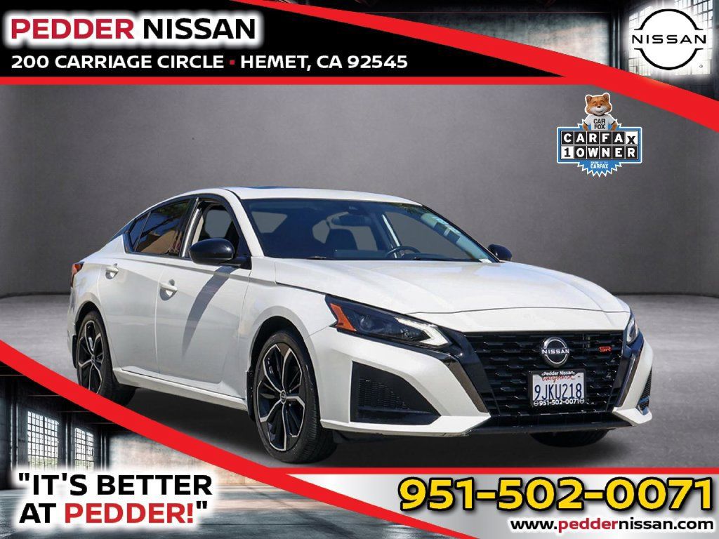 Used 2023 Nissan Altima 2.5 SR w/ SR Premium Package FWD image 1