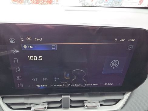 Used 2026 Chevrolet Equinox LT w/ Convenience Package II image 9