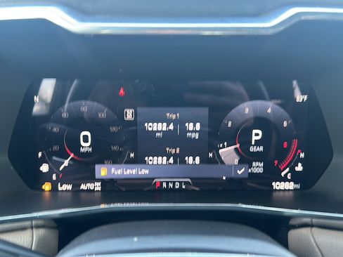 Used 2023 GMC Canyon Denali image 25