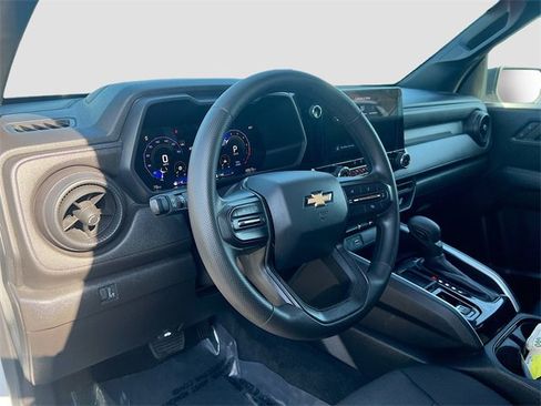 Used 2024 Chevrolet Colorado W/T w/ WT Convenience Package image 9