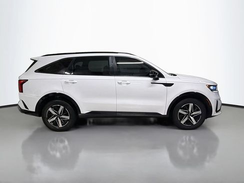 Used 2021 Kia Sorento S FWD image 8