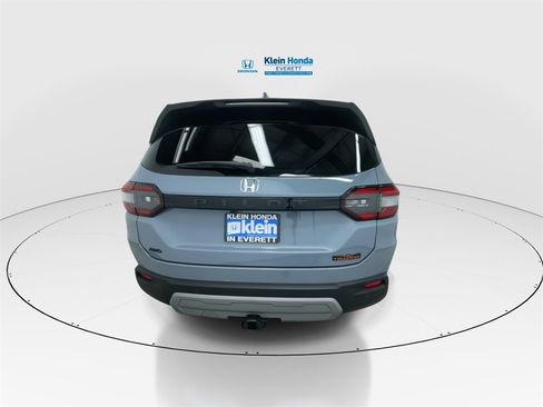 Certified 2023 Honda Pilot TrailSport image 9