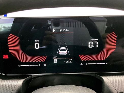 Used 2025 Kia K4 LXS image 18