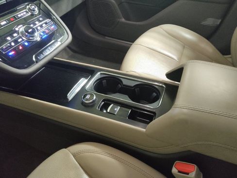 Used 2020 Lincoln Corsair AWD w/ Equipment Group 101A image 26