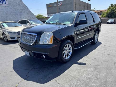 Used 2011 GMC Yukon Denali RWD image 13
