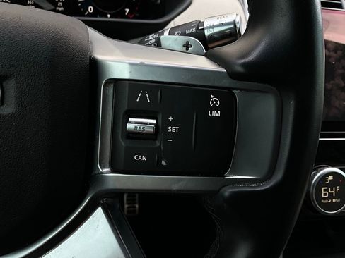 Used 2022 Land Rover Discovery S R-Dynamic image 41