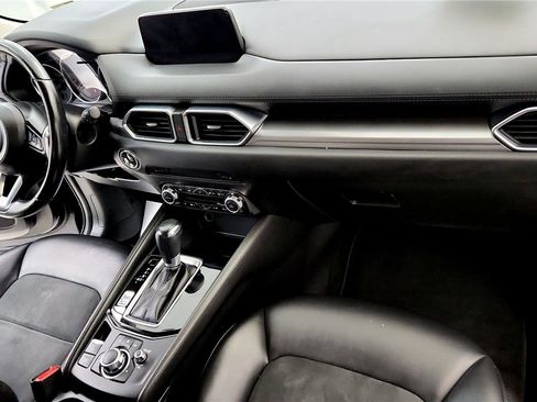 Used 2017 MAZDA CX-5 Touring image 28