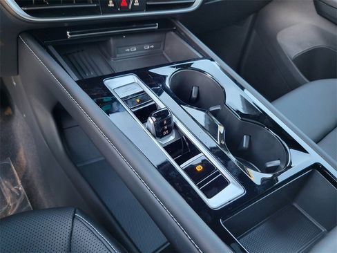 New 2026 Volkswagen Atlas Cross Sport SEL image 10