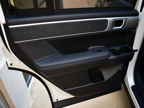 New 2025 Hyundai Santa Fe Limited FWD image 20