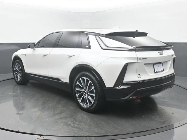 Certified 2024 Cadillac Lyriq Sport w/ LPO, Floor Liner Package AWD/4WD image 4