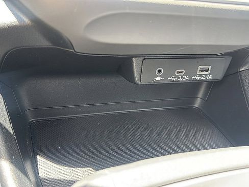 Certified 2024 Subaru Crosstrek 2.0i Premium AWD/4WD image 34