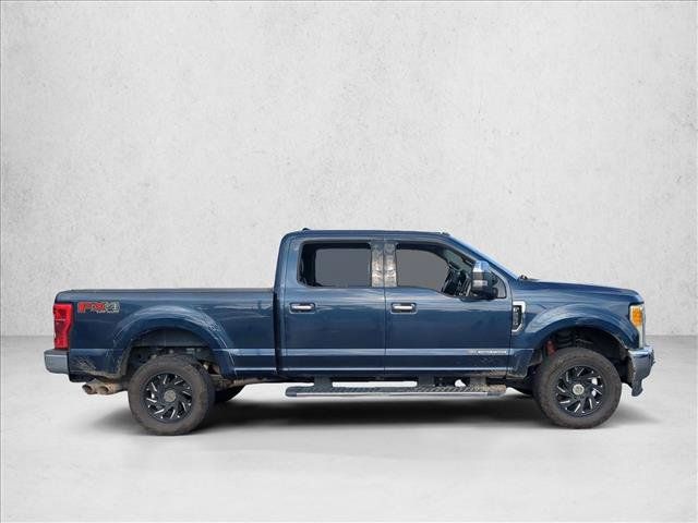 Used 2017 Ford F250 Lariat w/ Chrome Package AWD/4WD image 4