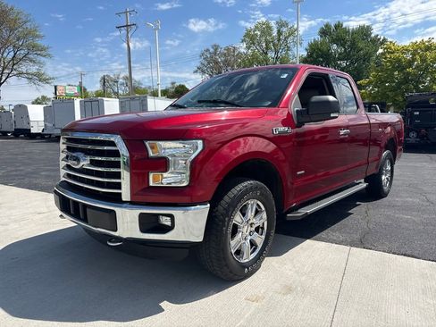 Used 2015 Ford F150 XLT w/ Equipment Group 302A Luxury AWD/4WD image 2