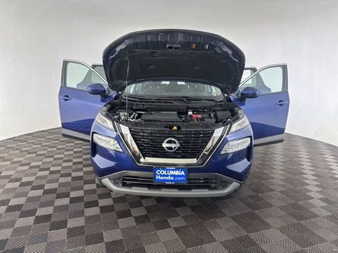 Used 2022 Nissan Rogue SV image 14